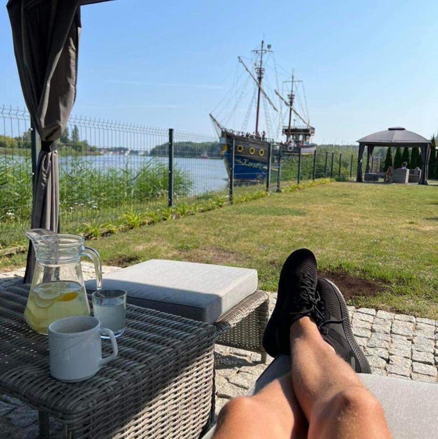 Willa Aura Mare Dziwnów Exteriör bild