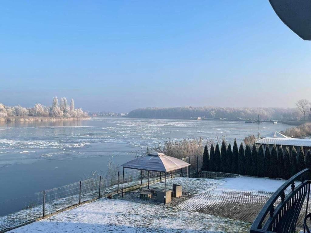 Willa Aura Mare Dziwnów Exteriör bild