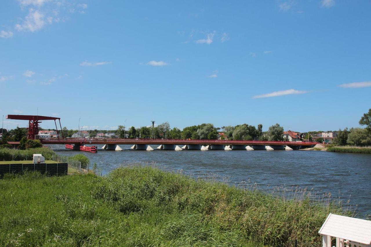 Willa Aura Mare Dziwnów Exteriör bild